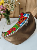 Sac banane en simili cuir mordoré  et wax Mlle Karapas