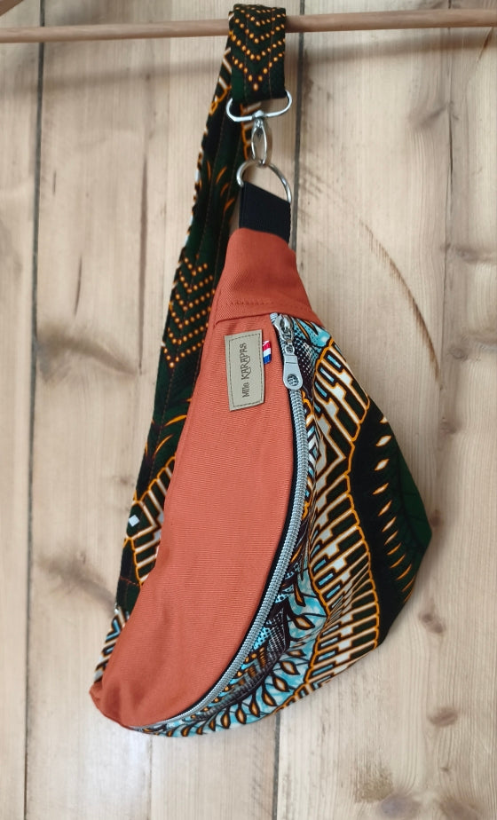 banane en toile de coton terracotta  et wax Mlle Karapas