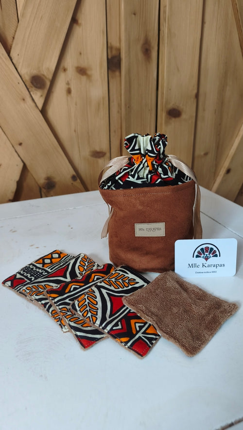 Ensemble  trousse pochon  & 5 lingettes Mlle Karapas