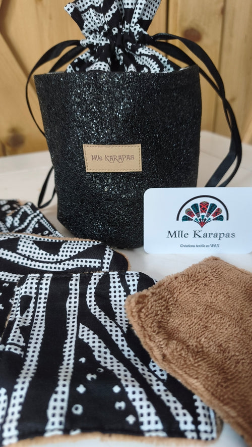 Ensemble  trousse pochon simili noir & 5 lingettes wax Mlle Karapas