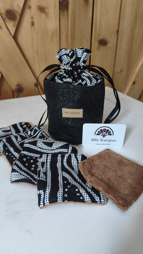 Ensemble  trousse pochon simili noir & 5 lingettes wax Mlle Karapas