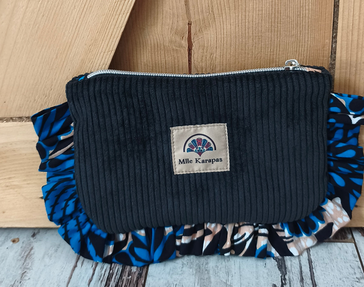 La Pochette , petit modèle en velours côtelé noir et wax Mlle Karapas