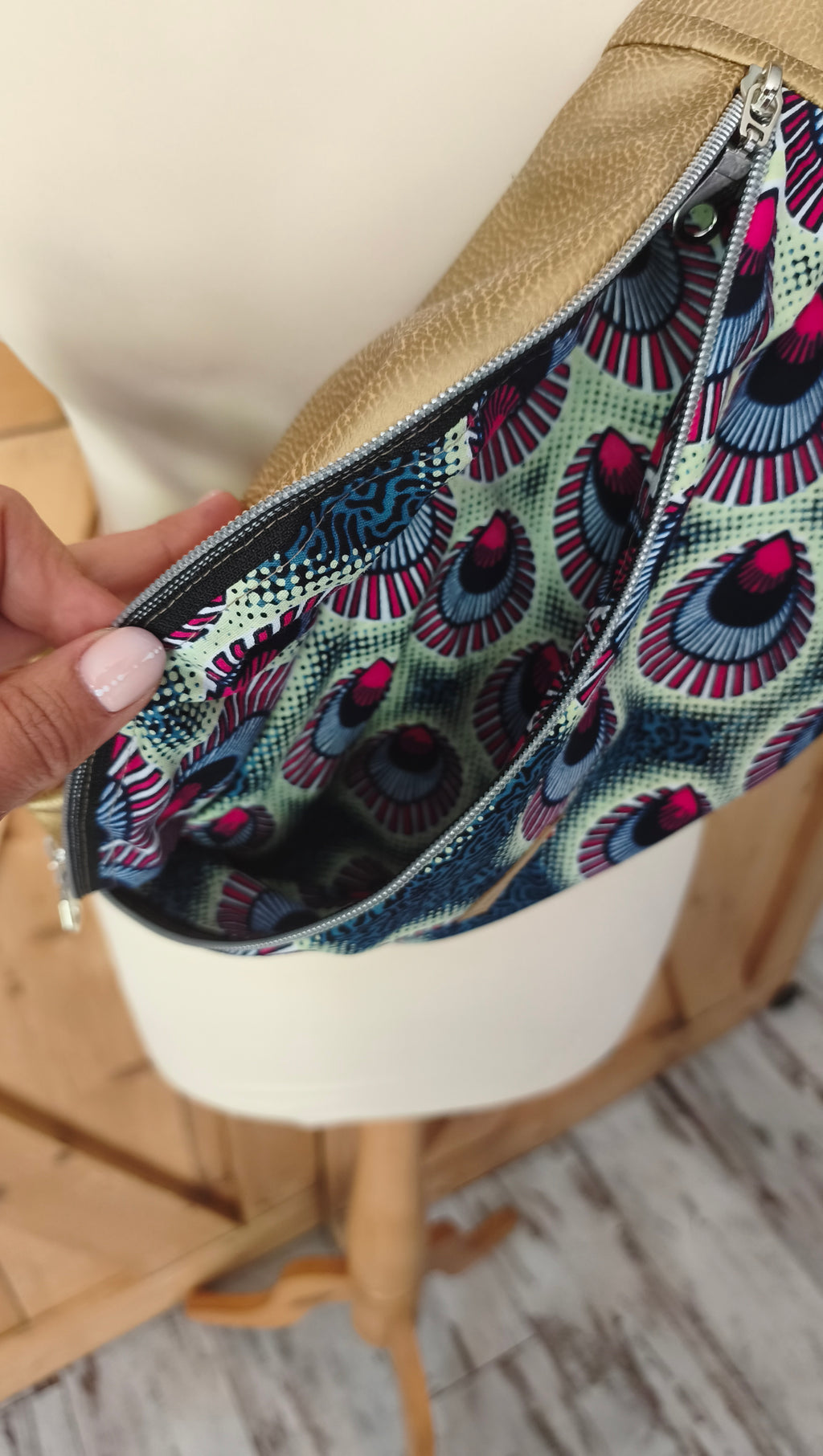 Sac banane en simili cuir doré ,commande personnalisée Mlle Karapas